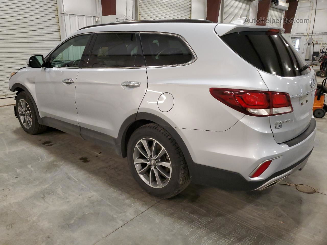 2018 Hyundai Santa Fe Se Silver vin: KM8SMDHF8JU277272