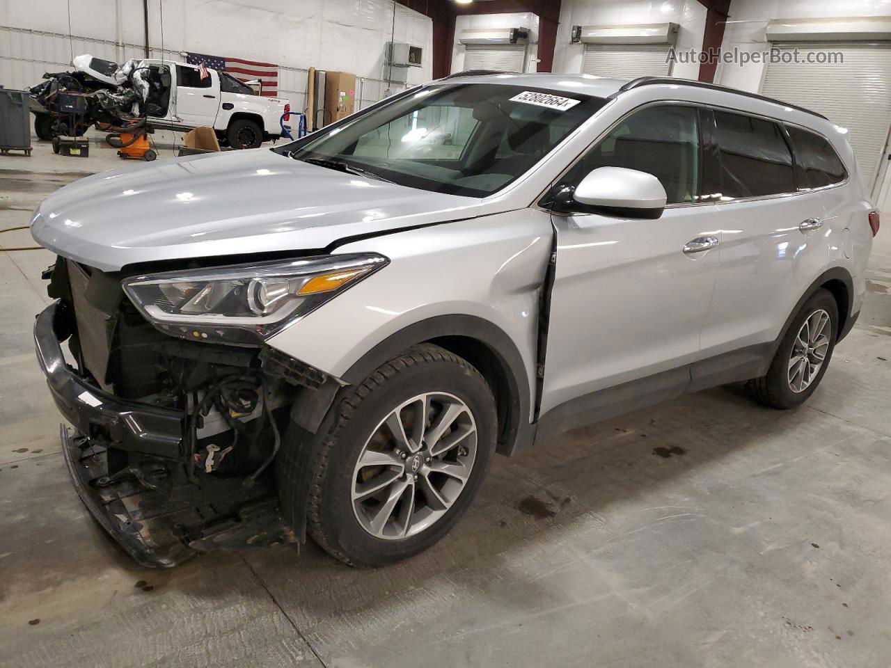 2018 Hyundai Santa Fe Se Silver vin: KM8SMDHF8JU277272