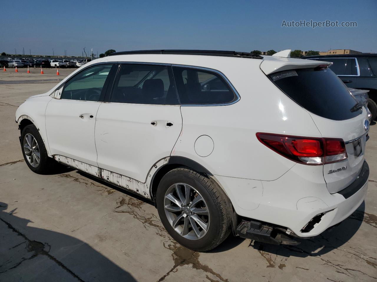 2018 Hyundai Santa Fe Se White vin: KM8SN4HF0JU270085