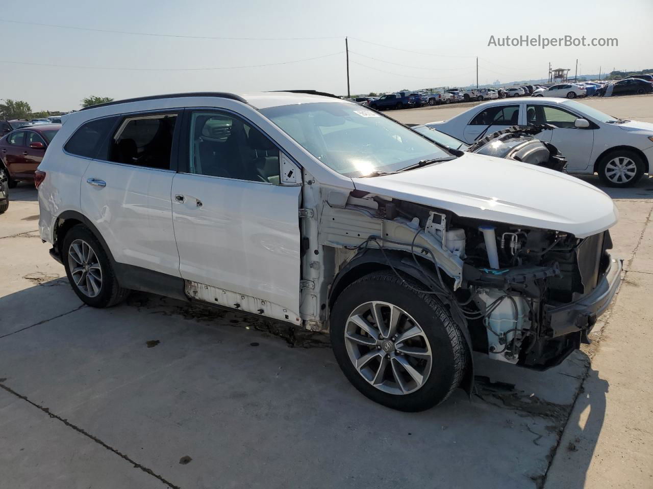 2018 Hyundai Santa Fe Se White vin: KM8SN4HF0JU270085