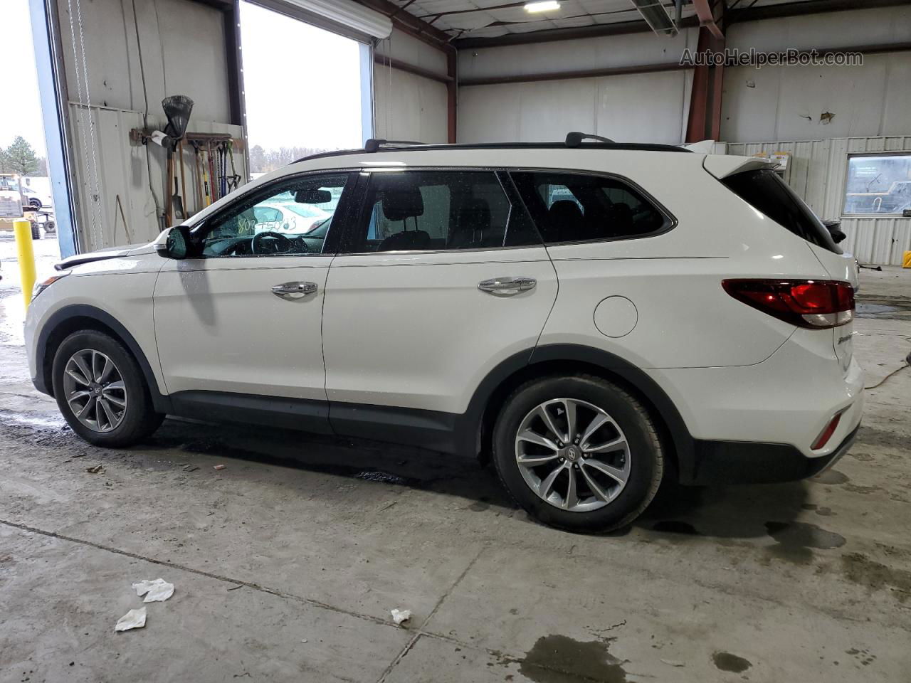 2018 Hyundai Santa Fe Se White vin: KM8SN4HF4JU267335