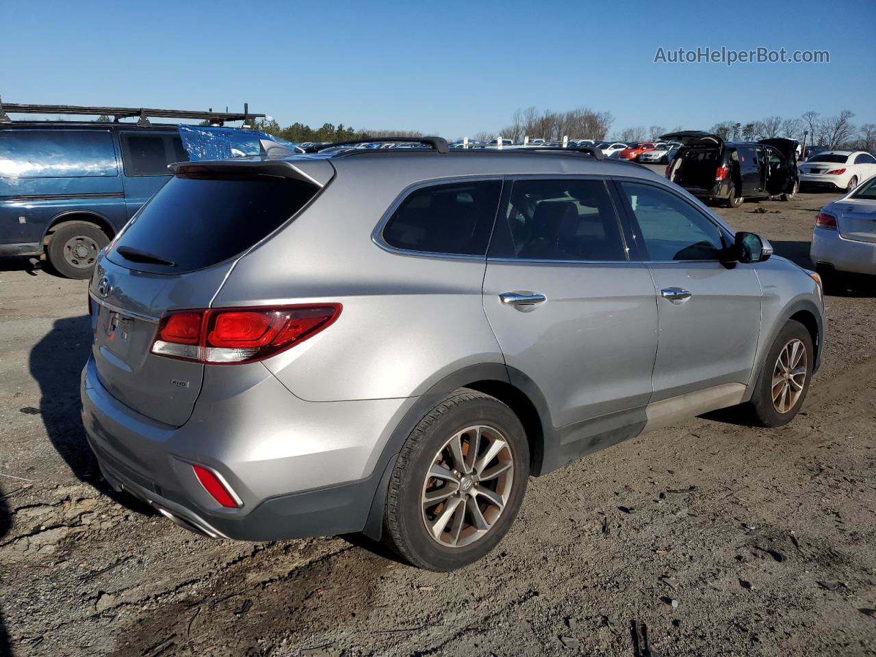 2018 Hyundai Santa Fe Se Серебряный vin: KM8SNDHF3JU287057