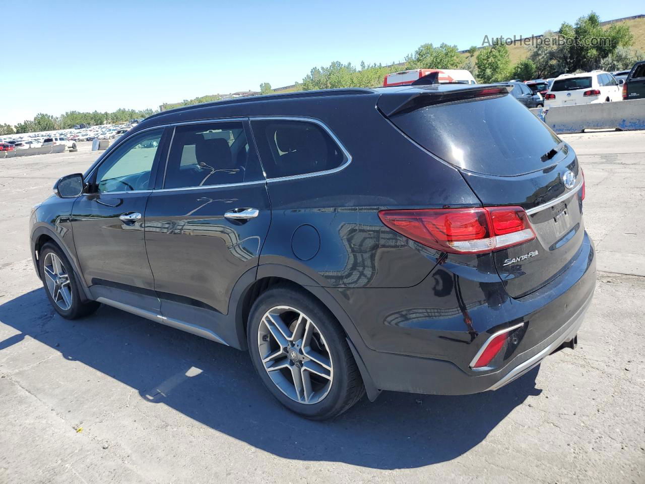 2018 Hyundai Santa Fe Se Ultimate Black vin: KM8SRDHF4JU284429