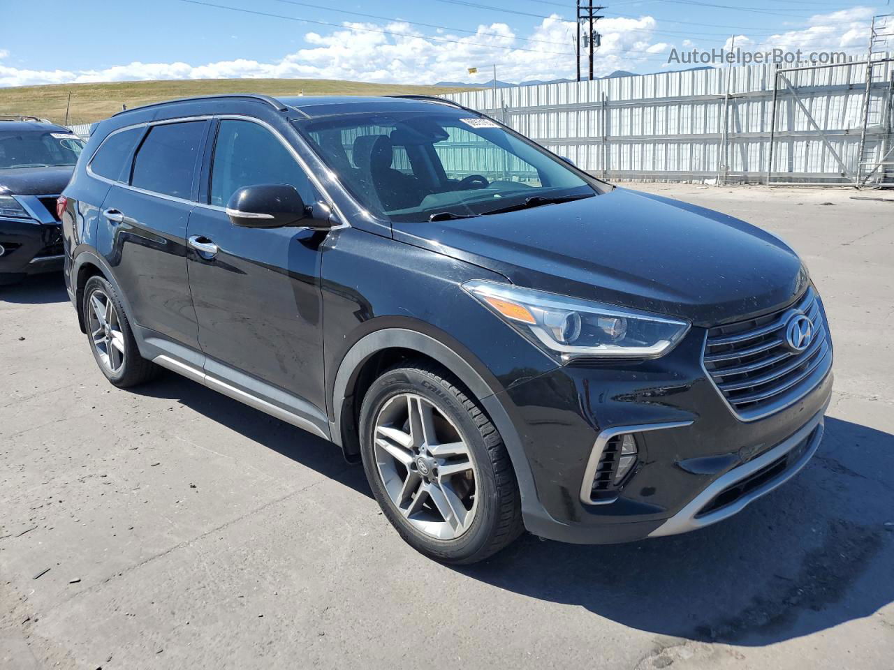 2018 Hyundai Santa Fe Se Ultimate Black vin: KM8SRDHF4JU284429