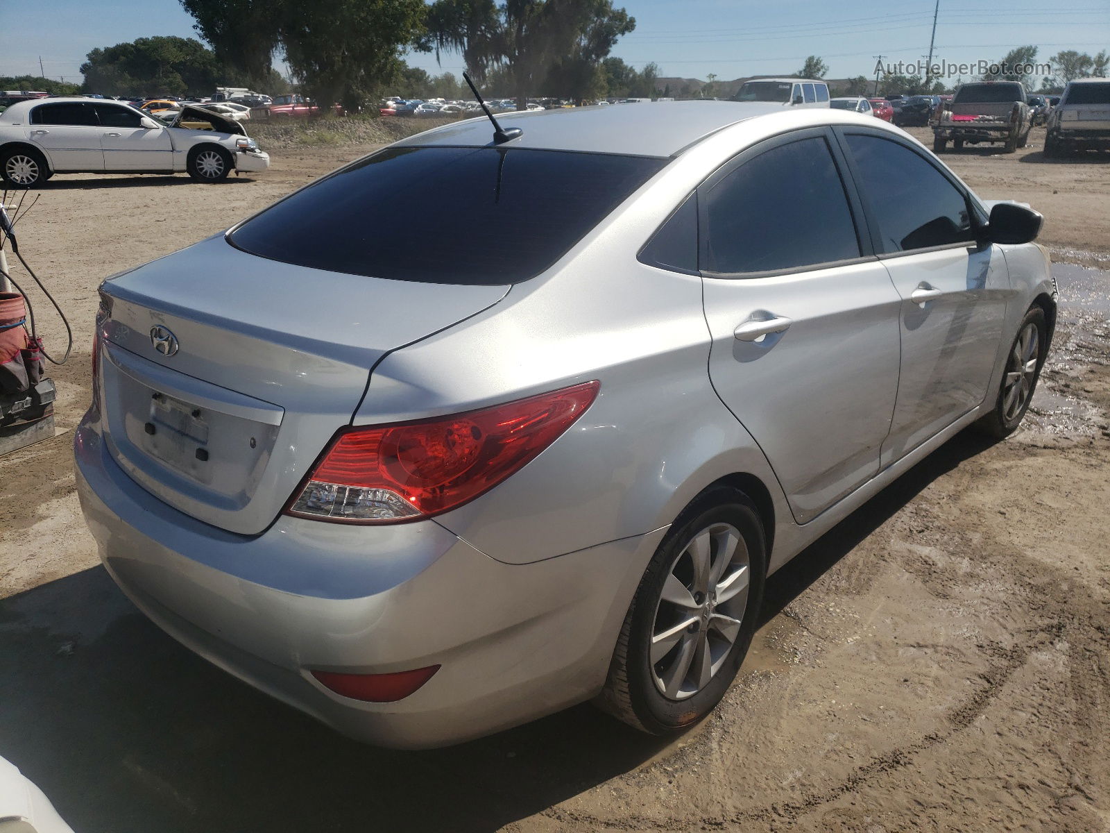 2013 Hyundai Accent Gls Silver vin: KMHCT4AE0DU288280