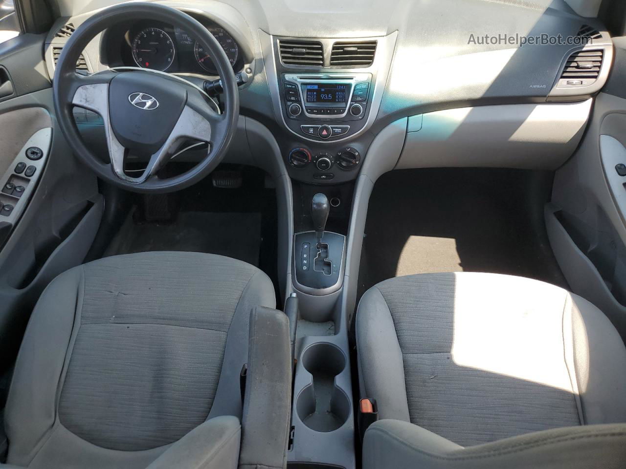 2016 Hyundai Accent Se Серебряный vin: KMHCT4AE0GU997375