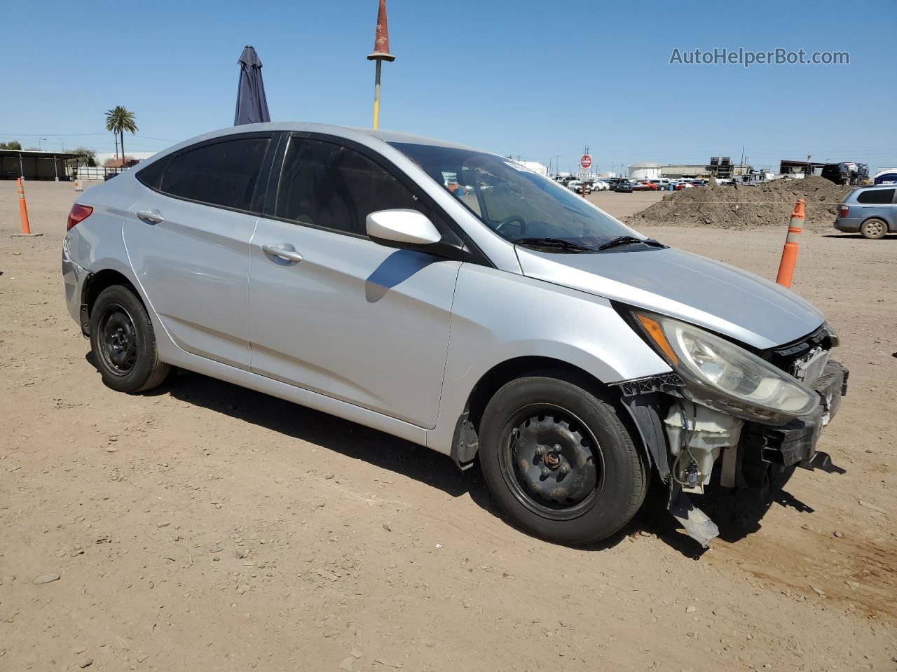 2013 Hyundai Accent Gls Silver vin: KMHCT4AE1DU401038