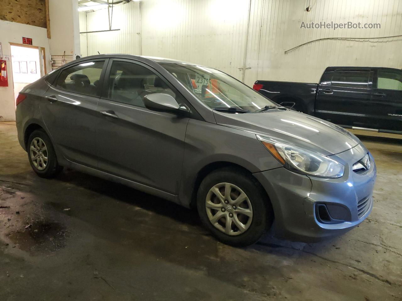 2013 Hyundai Accent Gls Gray vin: KMHCT4AE1DU553188