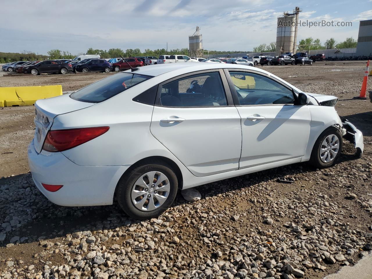 2016 Hyundai Accent Se White vin: KMHCT4AE1GU103884