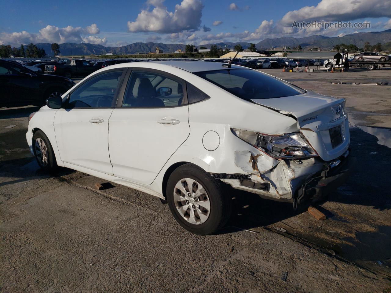 2016 Hyundai Accent Se White vin: KMHCT4AE1GU951943