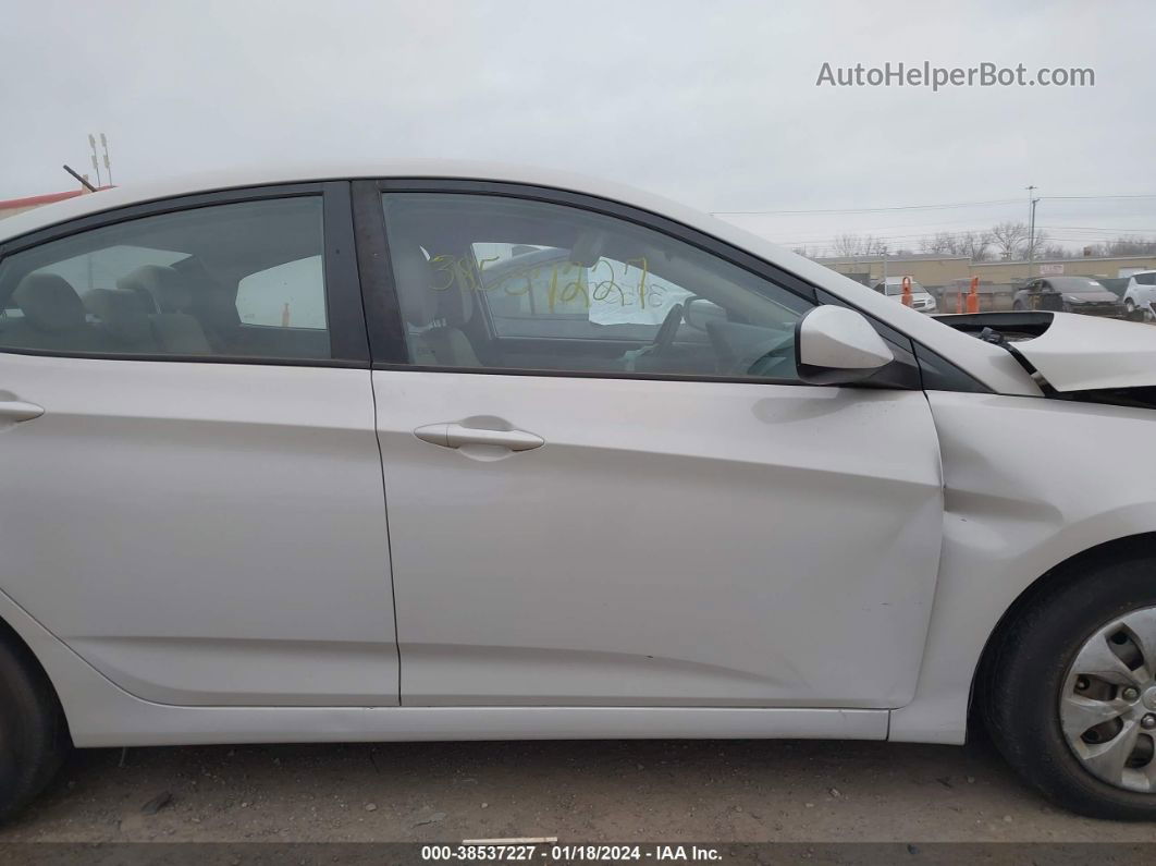 2017 Hyundai Accent Se Серый vin: KMHCT4AE1HU262969