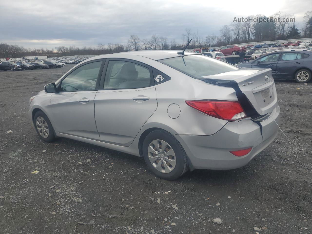 2017 Hyundai Accent Se Silver vin: KMHCT4AE1HU330929