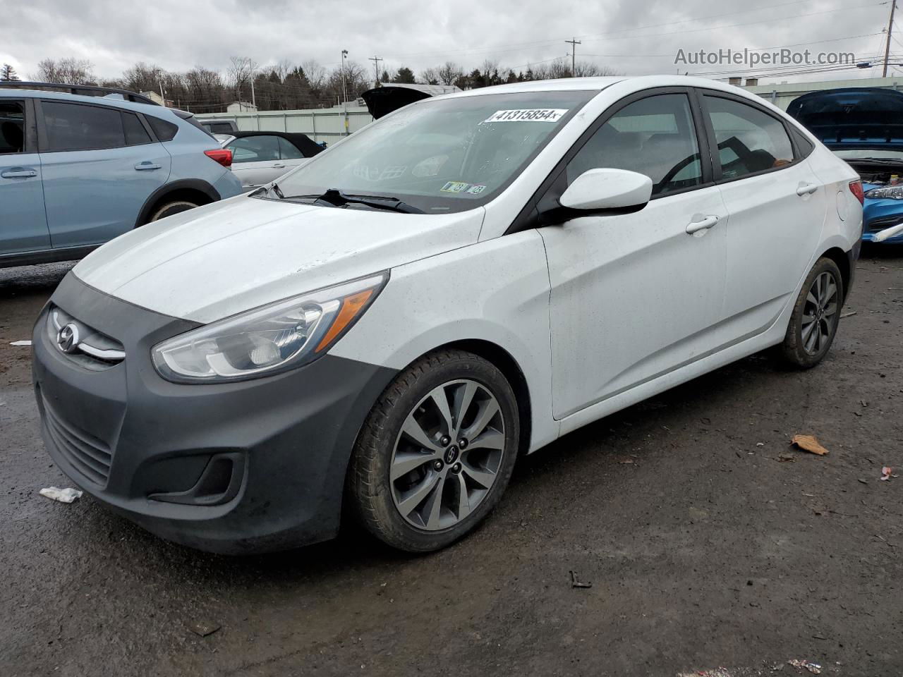 2017 Hyundai Accent Se White vin: KMHCT4AE1HU343843