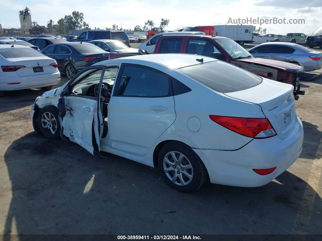 2013 Hyundai Accent Gls White vin: KMHCT4AE2DU460082