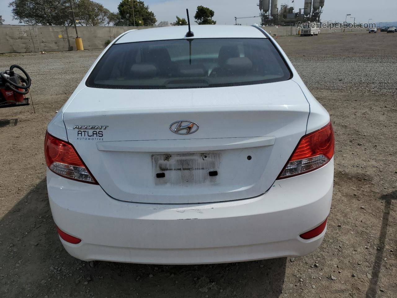 2014 Hyundai Accent Gls White vin: KMHCT4AE2EU664768