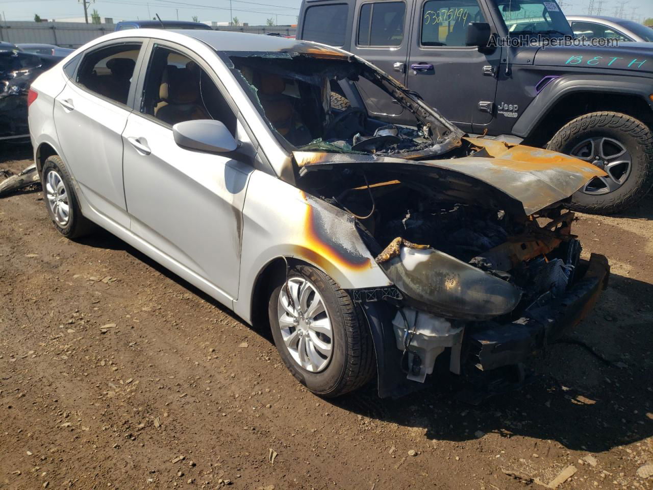 2014 Hyundai Accent Gls Silver vin: KMHCT4AE2EU721017