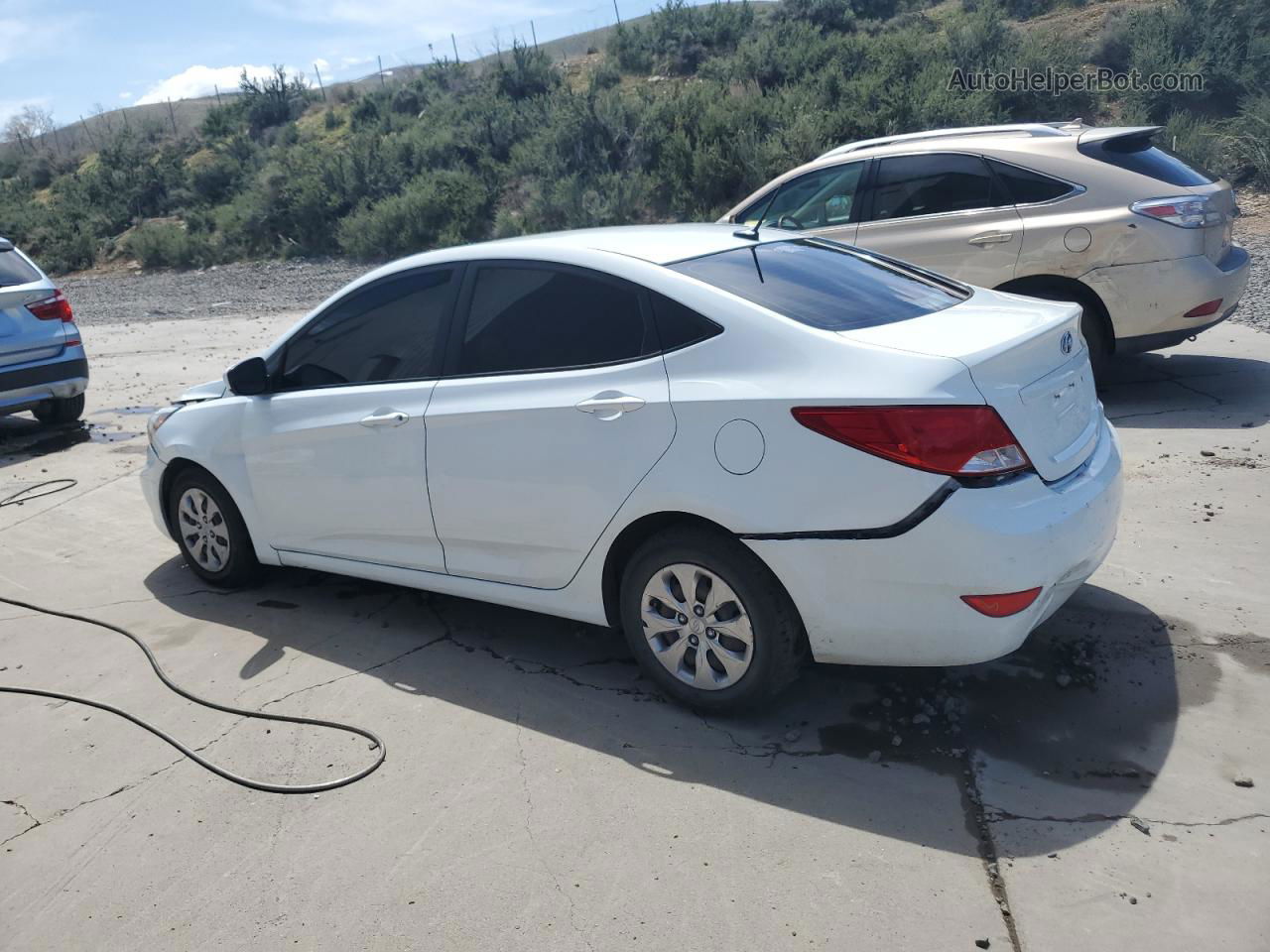 2015 Hyundai Accent Gls White vin: KMHCT4AE2FU882825