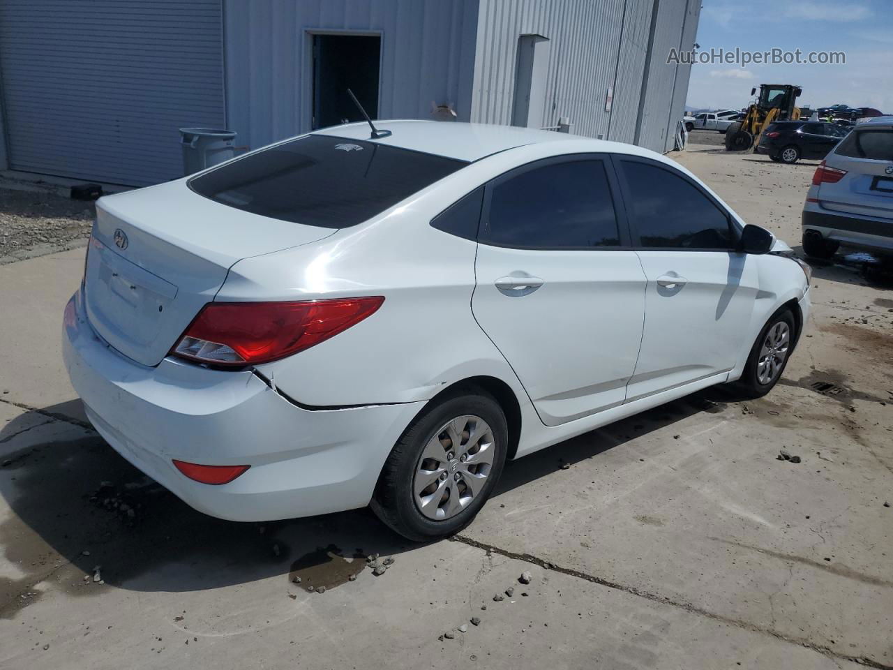 2015 Hyundai Accent Gls White vin: KMHCT4AE2FU882825