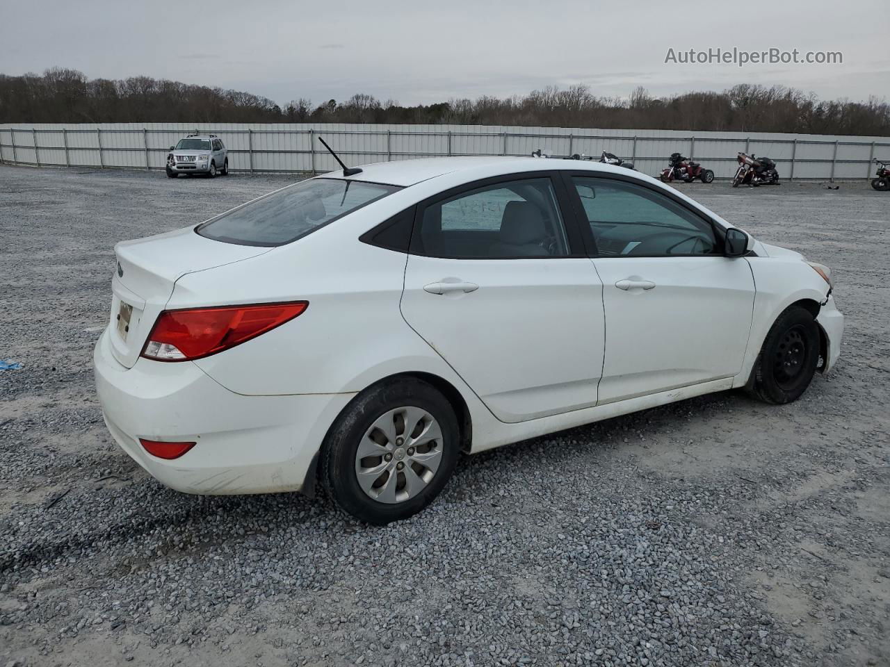 2015 Hyundai Accent Gls White vin: KMHCT4AE2FU905505