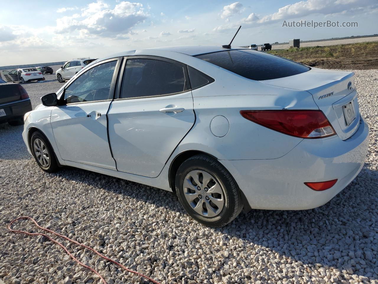 2015 Hyundai Accent Gls White vin: KMHCT4AE2FU920070