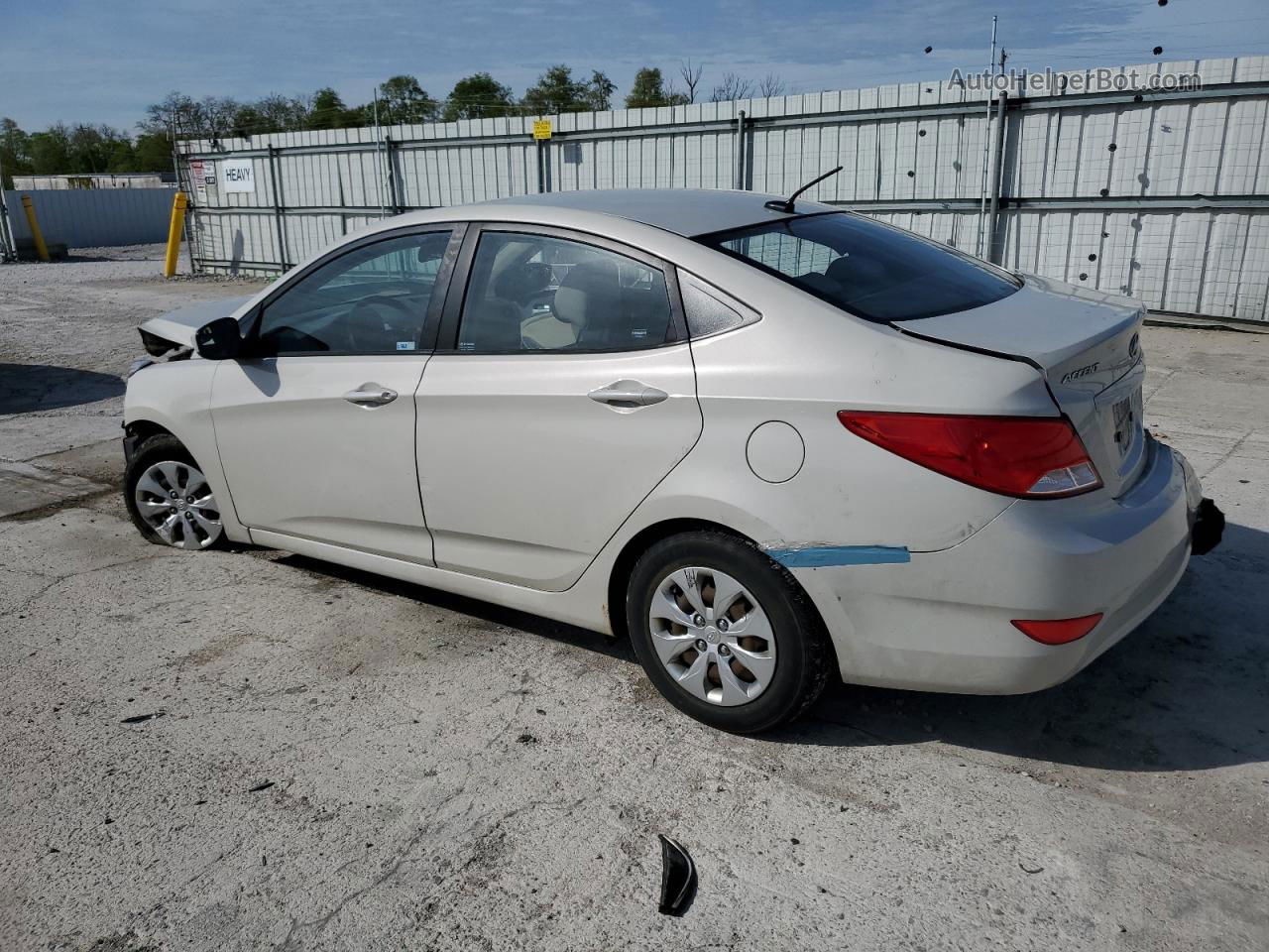 2015 Hyundai Accent Gls White vin: KMHCT4AE2FU934230