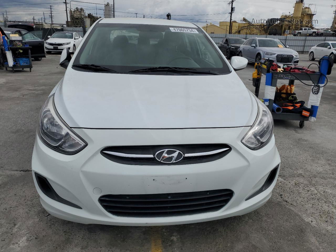 2017 Hyundai Accent Se White vin: KMHCT4AE2HU240446