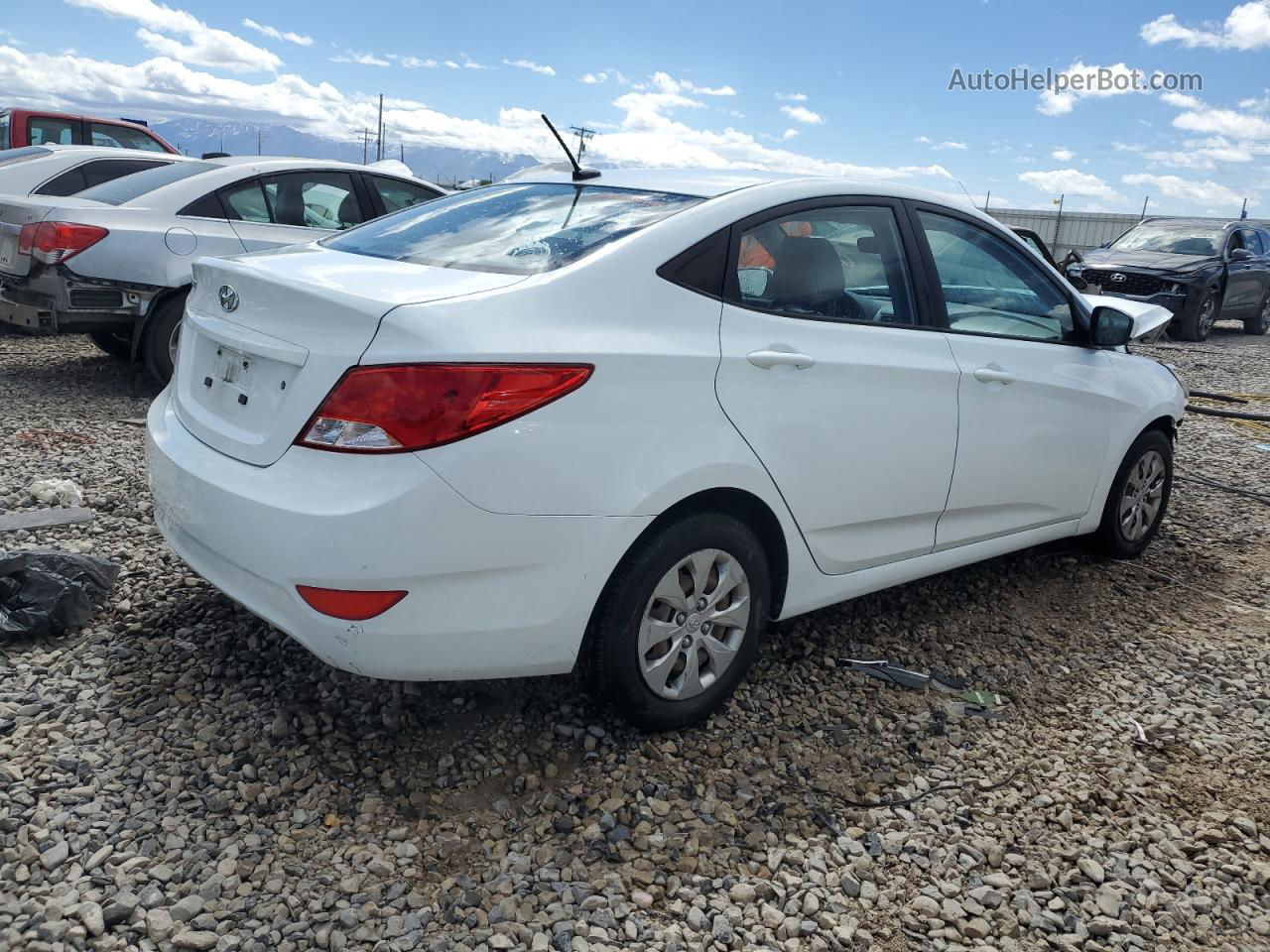 2016 Hyundai Accent Se White vin: KMHCT4AE3GU038343