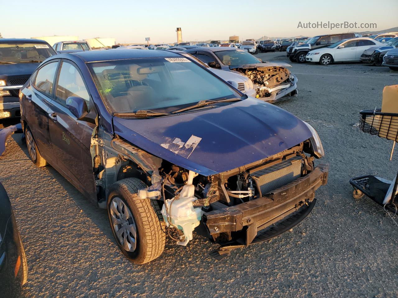 2016 Hyundai Accent Se Blue vin: KMHCT4AE3GU108374