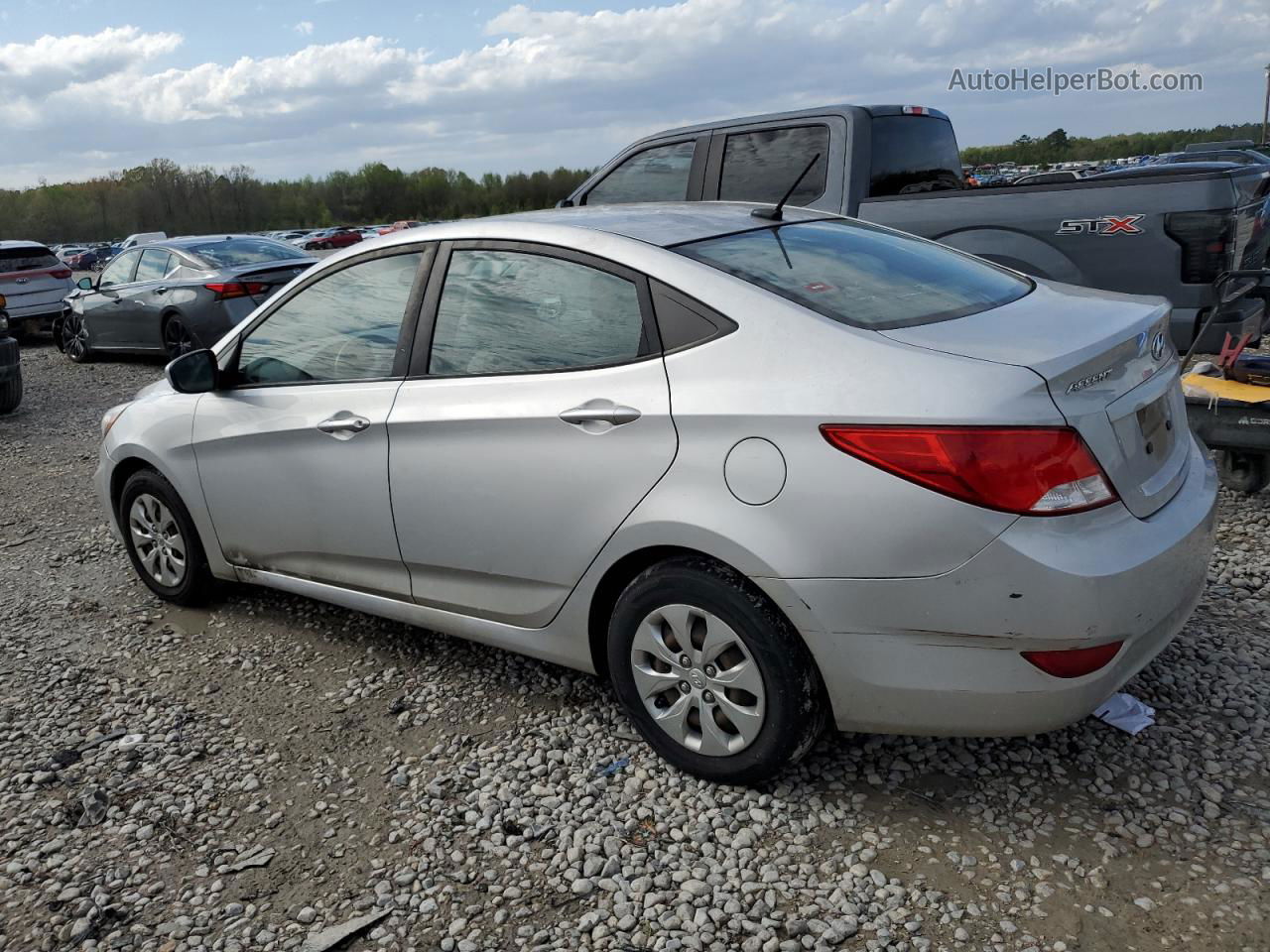 2017 Hyundai Accent Se Серебряный vin: KMHCT4AE3HU194822