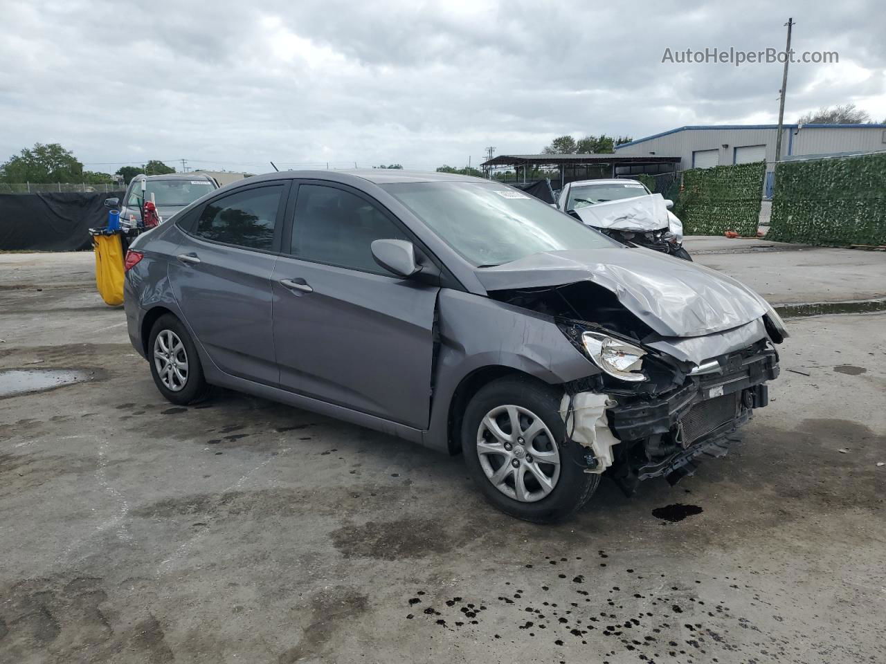 2013 Hyundai Accent Gls Gray vin: KMHCT4AE4DU536711