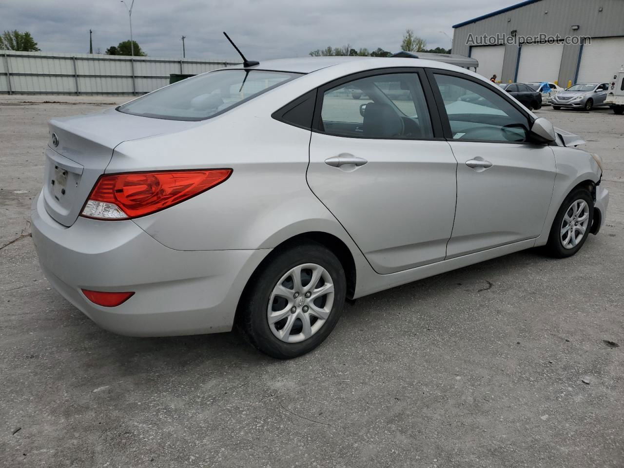 2014 Hyundai Accent Gls Silver vin: KMHCT4AE4EU720953