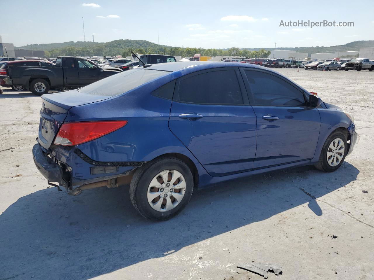 2016 Hyundai Accent Se Blue vin: KMHCT4AE4GU057922