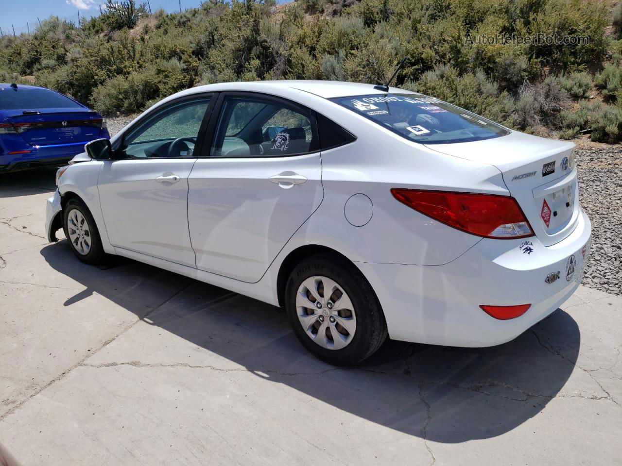 2017 Hyundai Accent Se White vin: KMHCT4AE4HU220411