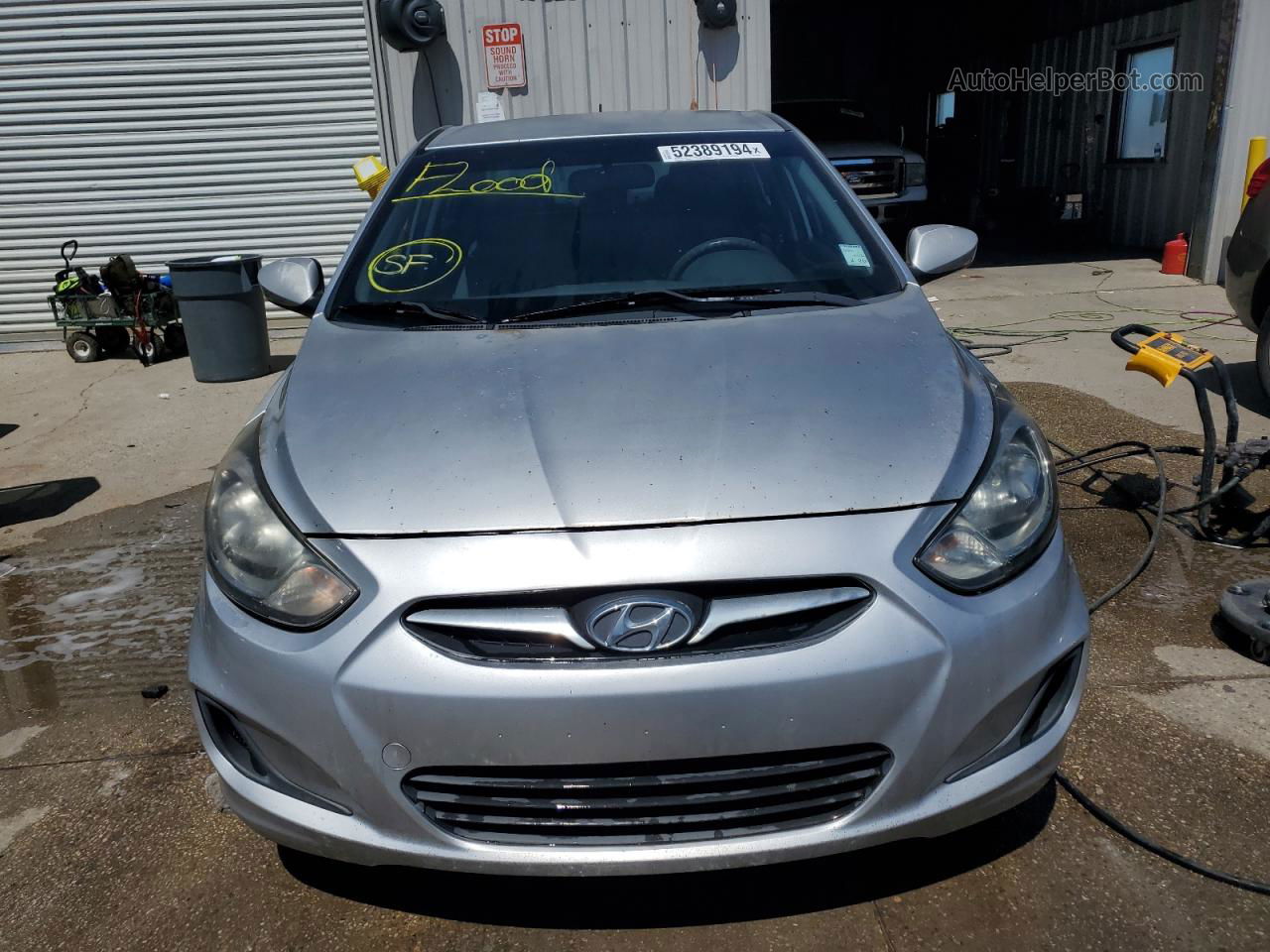 2013 Hyundai Accent Gls Silver vin: KMHCT4AE5DU358503