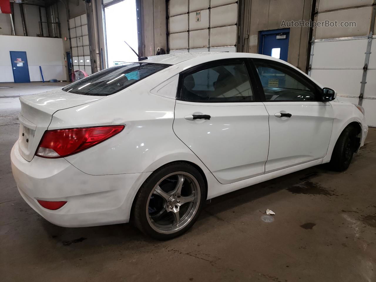 2015 Hyundai Accent Gls White vin: KMHCT4AE5FU862388