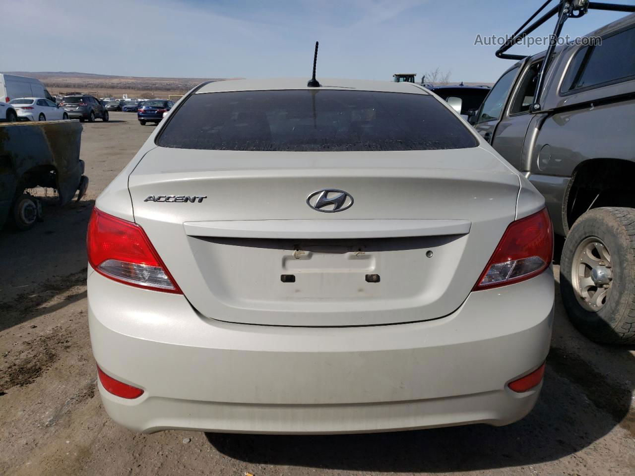 2015 Hyundai Accent Gls Beige vin: KMHCT4AE5FU938286