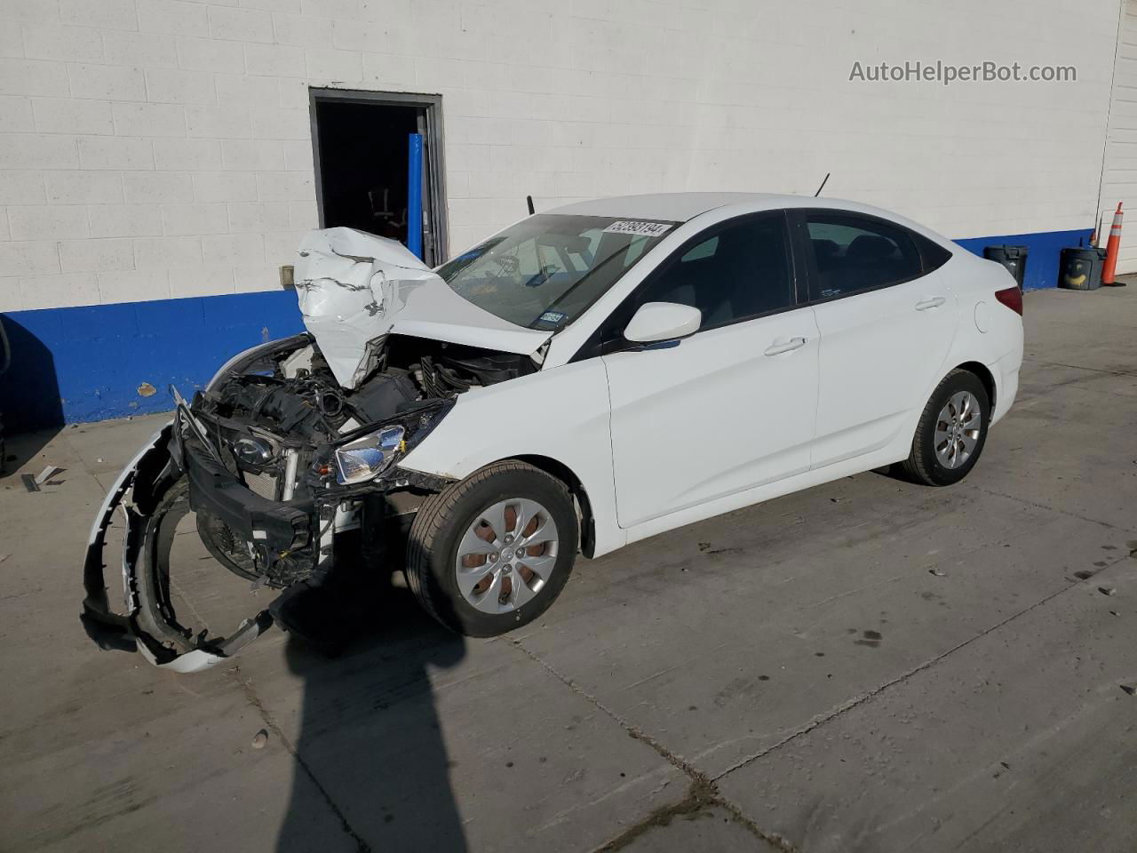 2015 Hyundai Accent Gls White vin: KMHCT4AE5FU939535