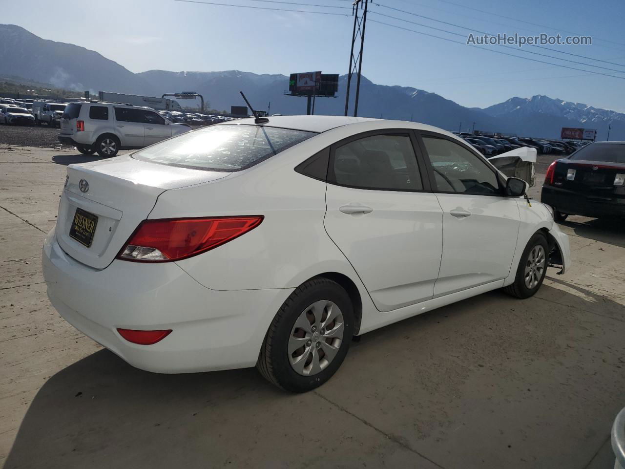 2015 Hyundai Accent Gls Белый vin: KMHCT4AE5FU939535