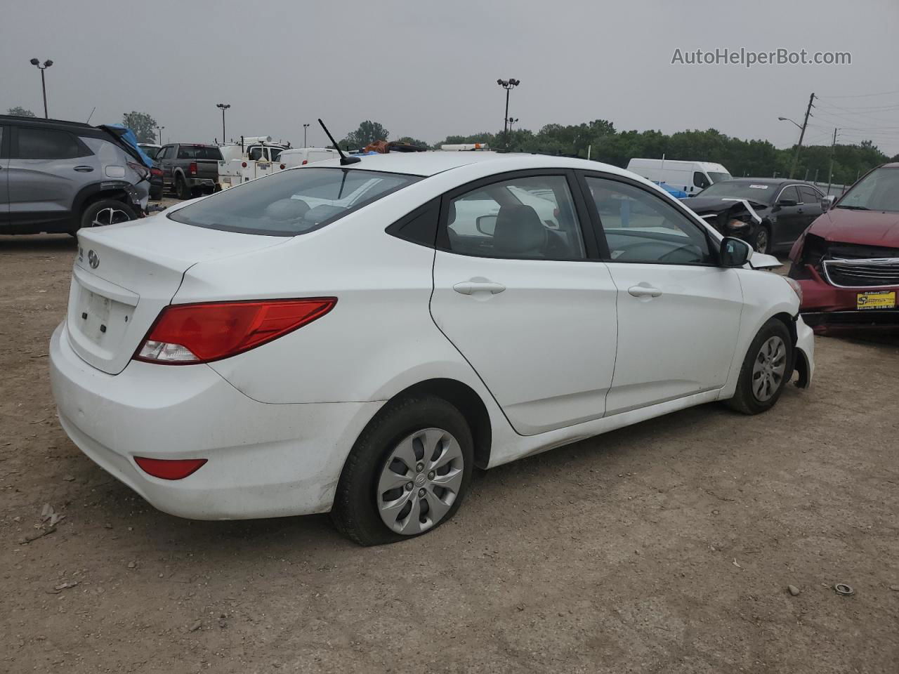 2016 Hyundai Accent Se White vin: KMHCT4AE5GU003139