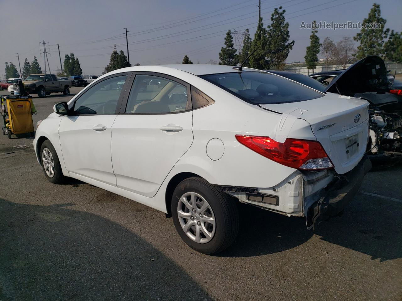 2014 Hyundai Accent Gls White vin: KMHCT4AE6EU609563