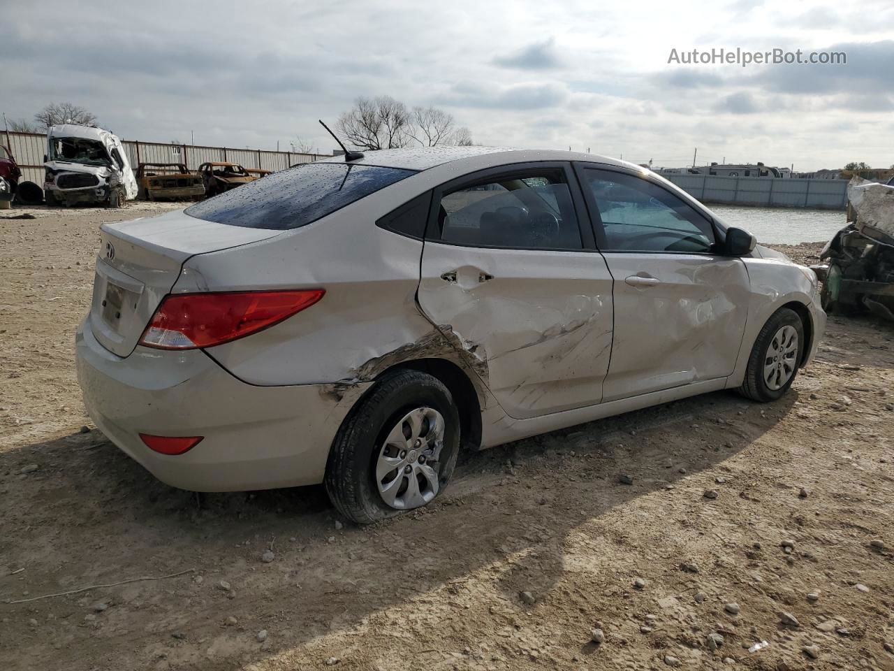 2016 Hyundai Accent Se Cream vin: KMHCT4AE6GU006793