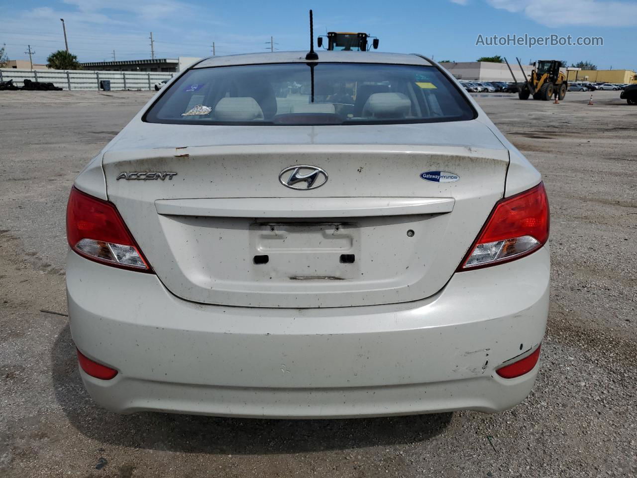 2016 Hyundai Accent Se Beige vin: KMHCT4AE6GU083311