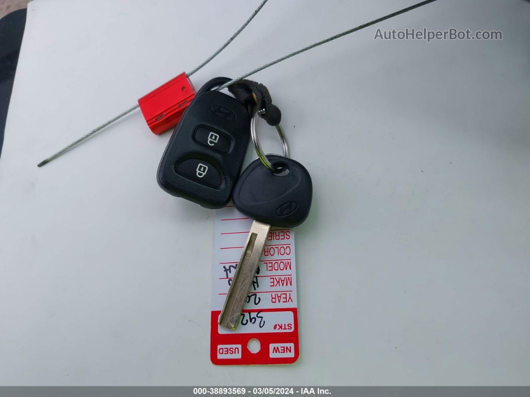 2013 Hyundai Accent Gls Красный vin: KMHCT4AE7DU414795