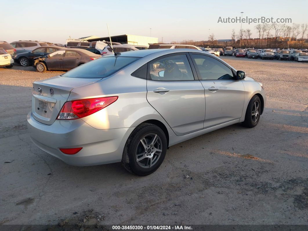 2013 Hyundai Accent Gls Серебряный vin: KMHCT4AE7DU446856