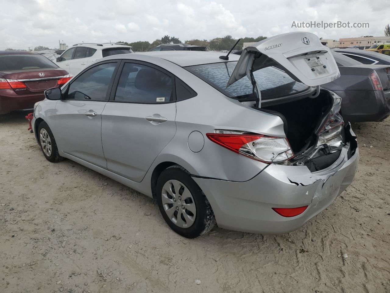 2015 Hyundai Accent Gls Silver vin: KMHCT4AE7FU907427