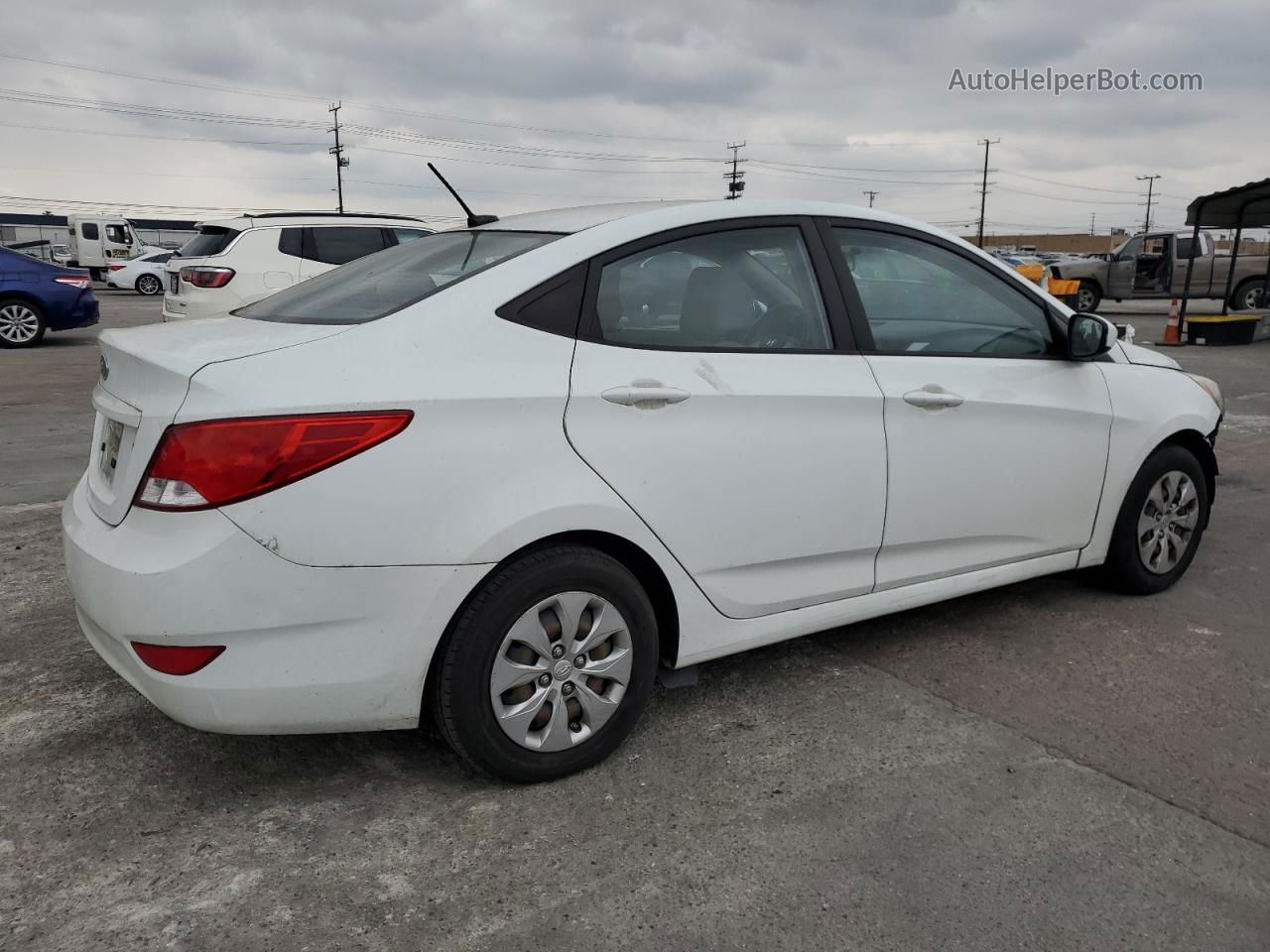 2015 Hyundai Accent Gls White vin: KMHCT4AE7FU917374