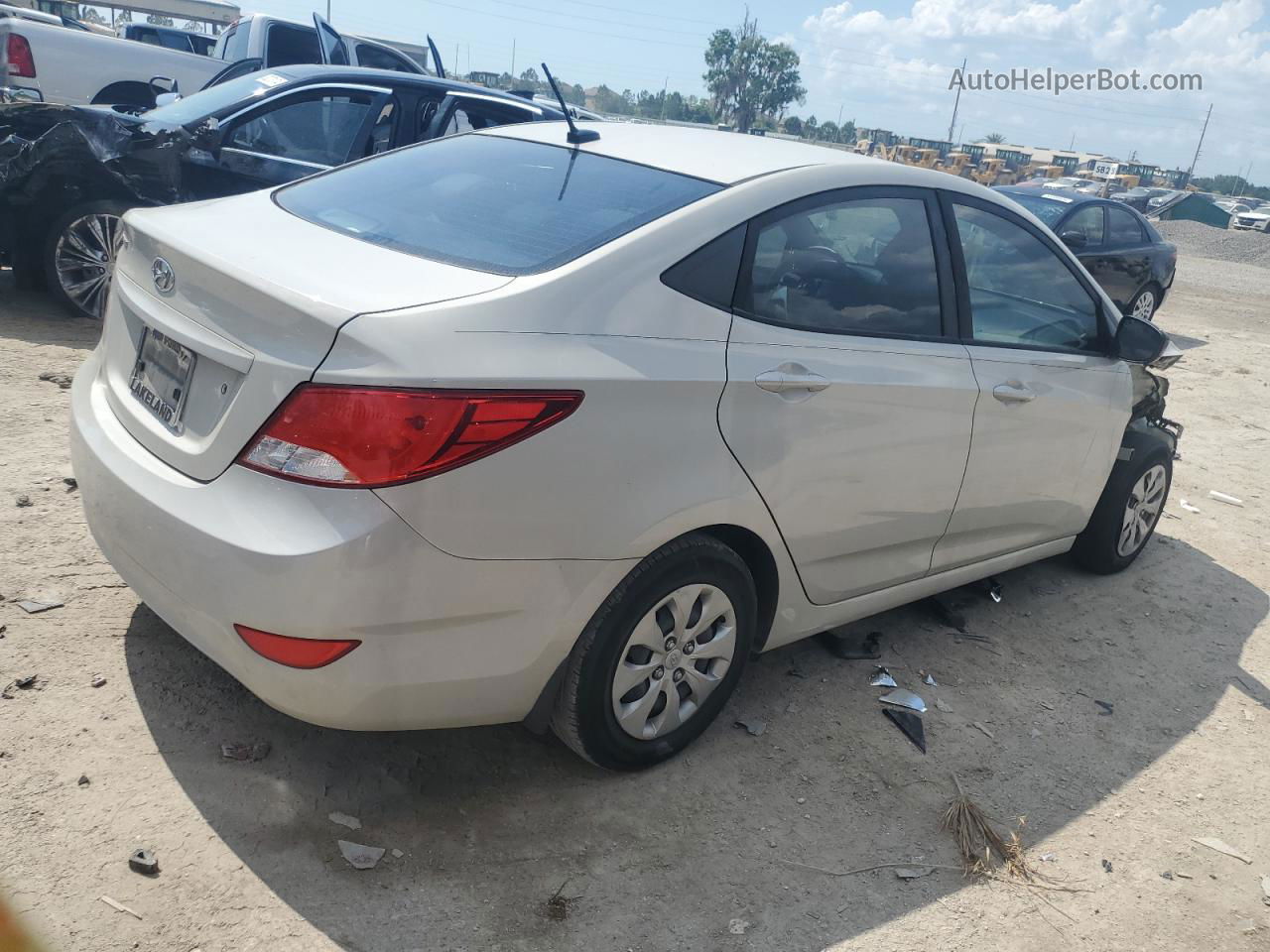 2016 Hyundai Accent Se Cream vin: KMHCT4AE7GU151003