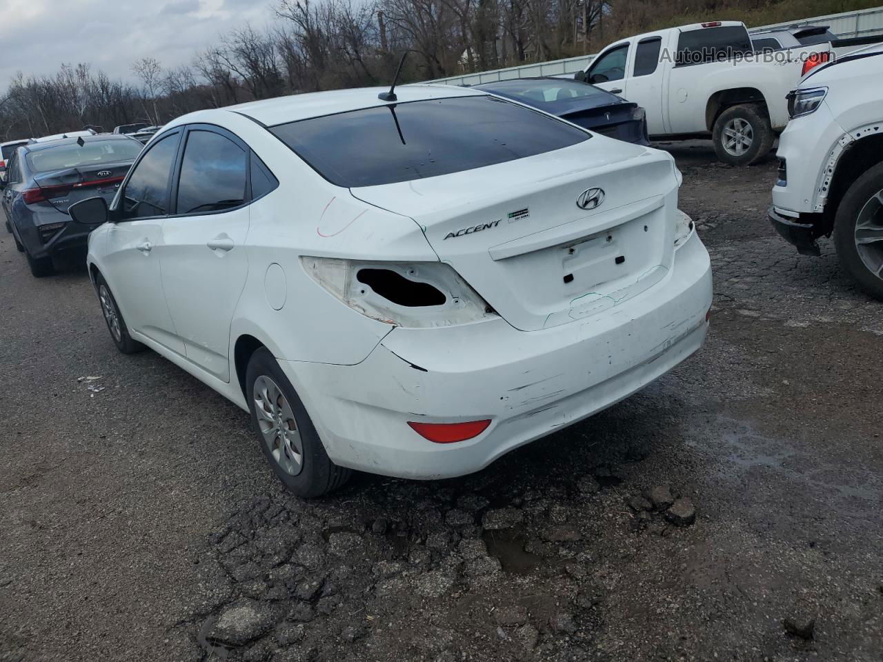 2016 Hyundai Accent Se White vin: KMHCT4AE7GU947847