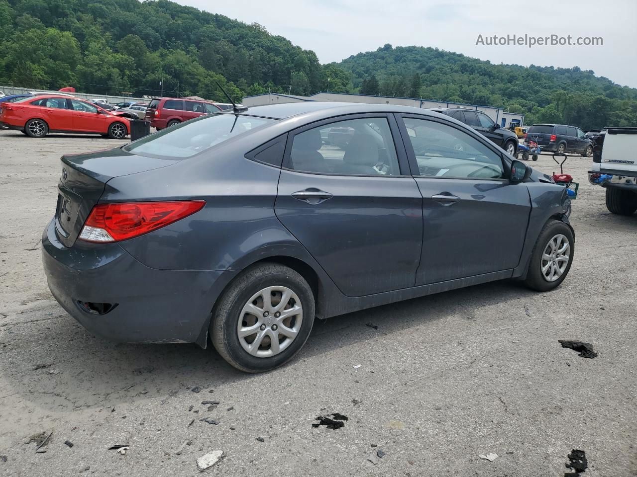 2013 Hyundai Accent Gls Gray vin: KMHCT4AE8DU272795