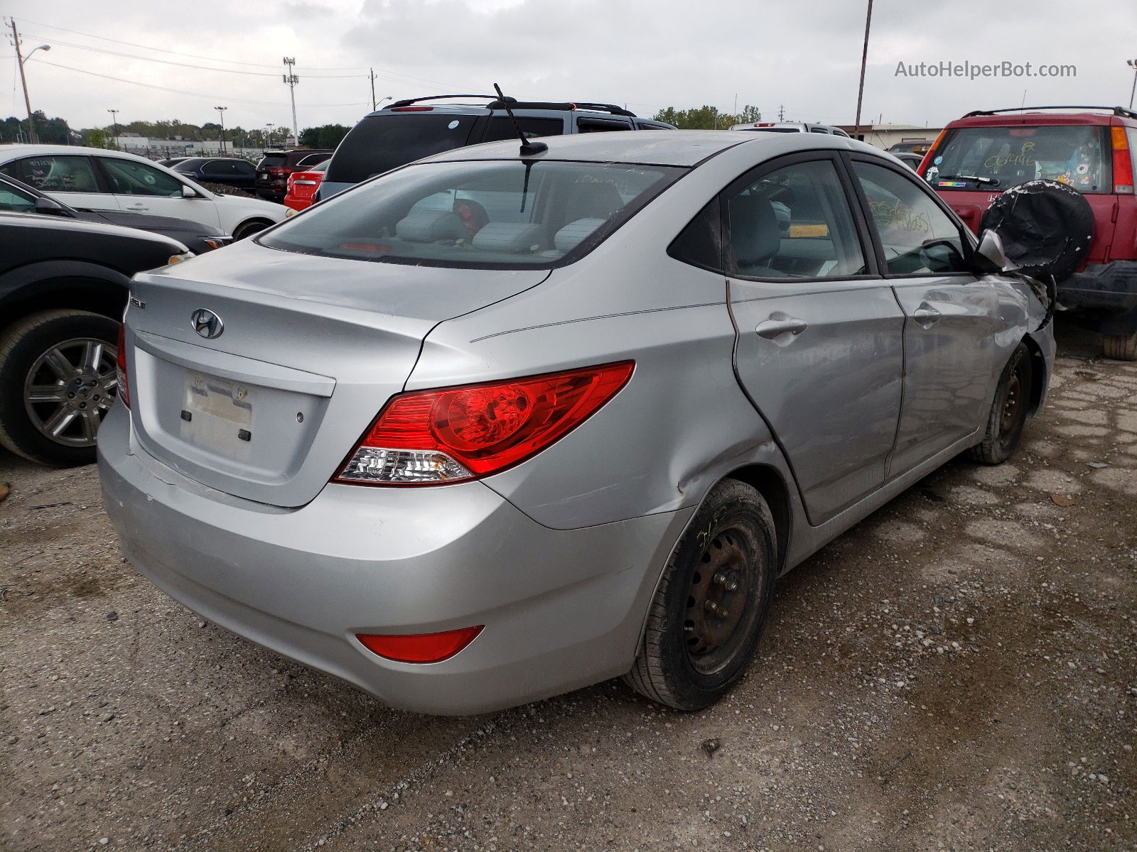 2013 Hyundai Accent Gls Silver vin: KMHCT4AE8DU408102